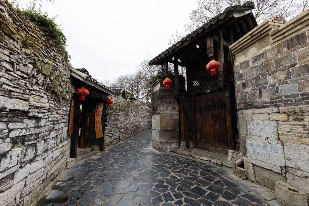 逃离违建房屋6
